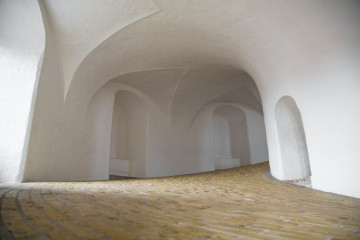 Gewundener, spiralförmiger Gang des runden Turms Rundetårn in Kopenhagen, Dänemark