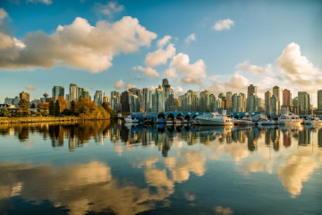Blick auf die Skyline Vancouvers vom Stanley Park