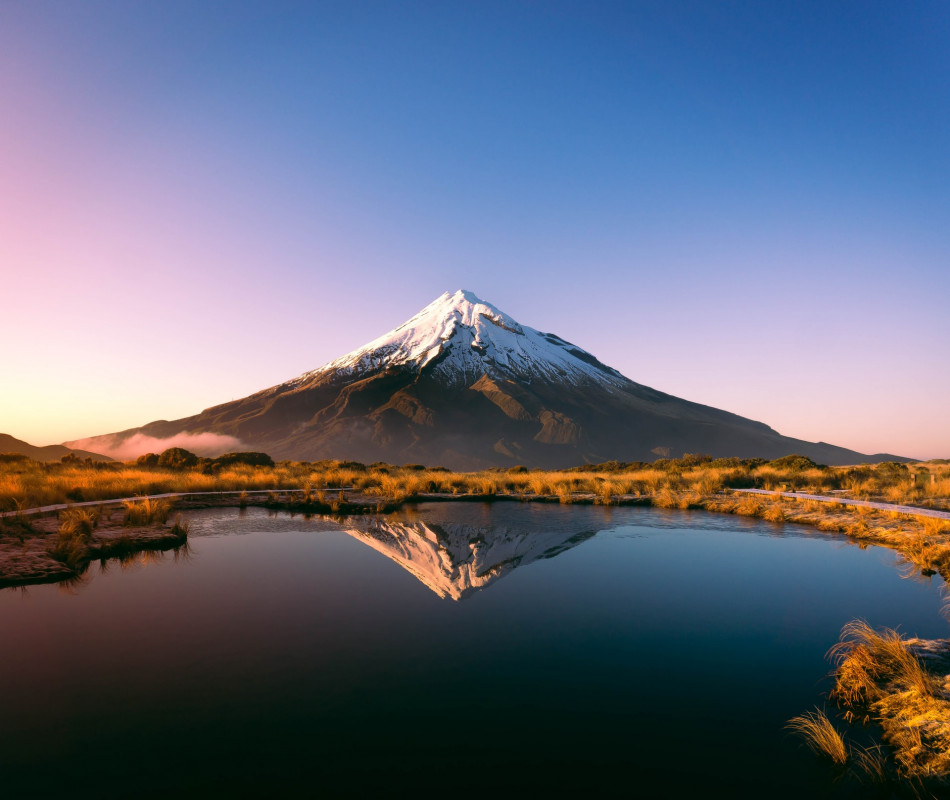 Mount Taranaki, Pouaki Tarns in Neuseeland