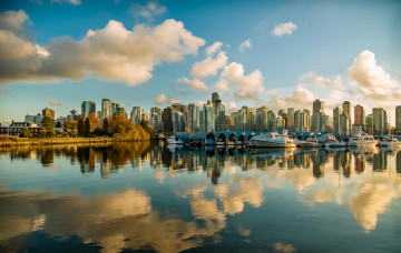 Blick auf die Skyline Vancouvers vom Stanley Park